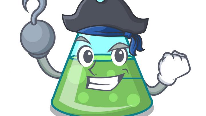 Kolbe med piratudklædning
